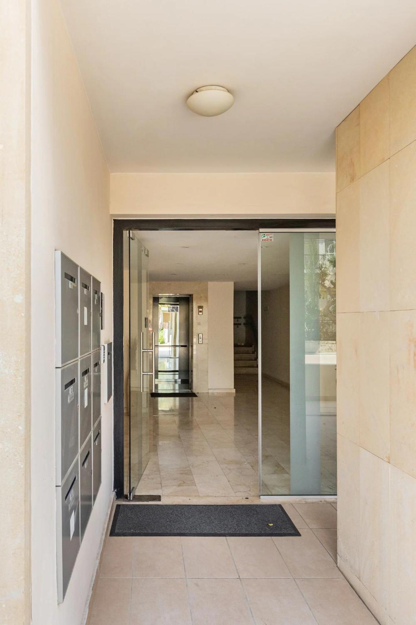 Warm Residence In The Heart Of The City Center - Balcony & View Nicosia Exterior photo